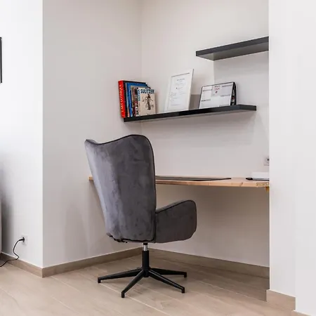 2 Bedrooms With Terrace 100 Metres From The Sea Apartment Cannes